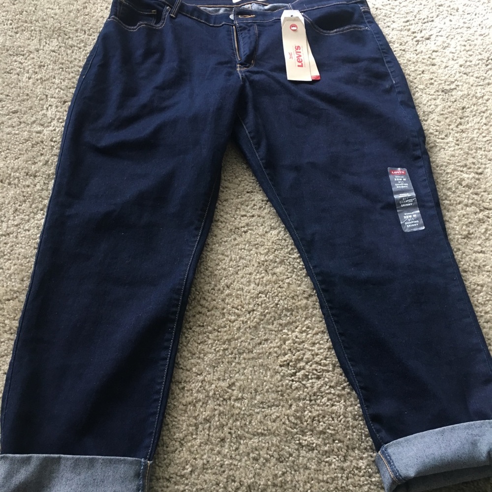 Women’s Levi’s 22w jeans